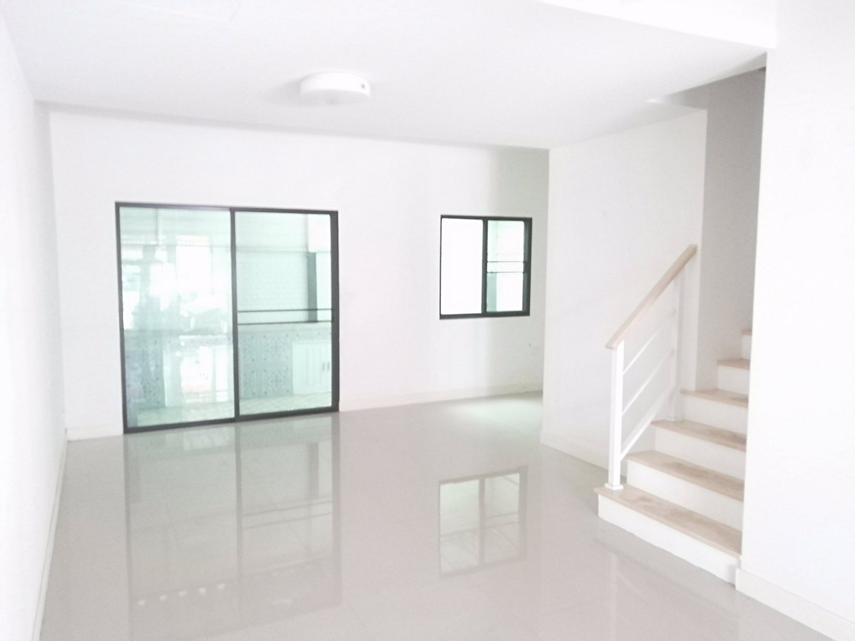 ขายบ้าน-เดอะคอนเนค-อ่อนนุชวงแหวน-เลียบด่วน-ขายทาวน์โฮมเดอะคอนเนค-33-มี-2-แบบ-หลังมุม-365ล