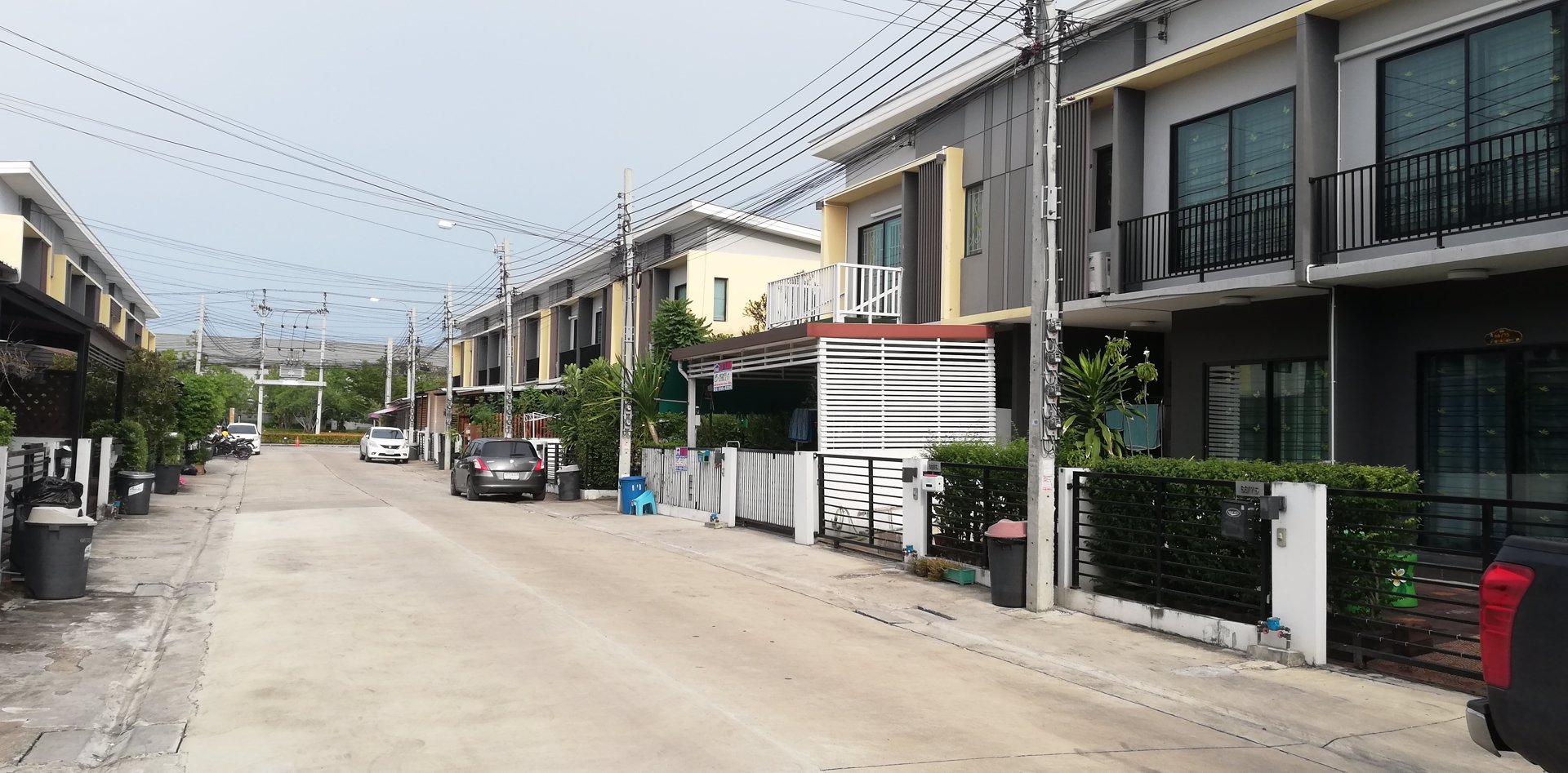 ขายบ้าน-เดอะคอนเนค-อ่อนนุชวงแหวน-เลียบด่วน-ขายทาวน์โฮมเดอะคอนเนค-33-มี-2-แบบ-หลังมุม-365ล