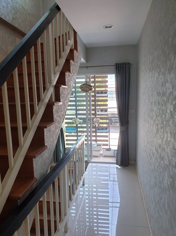 ให้เช่าทาวน์โฮม-3-ชั้น-หมู่บ้านทาวน์พลัส-พระราม9-กรุงเทพกรีฑา-town-plus-rama-9-