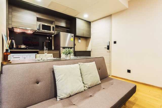 ให้เช่า-for-rent-klass-condo-langsuan-คลาส-หลังสวน-1นอน-34ตรม-ชั้น3-ตกแต่งเฟอร์ครบ-พร้อมอยู่