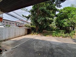 ขายที่ดิน-พร้อมสิ่งปลูกสร้าง-เนื้อที่-523-ตรว-ใกล้กระทรวงการคลัง-ซอารีย์สัมพันธ์-ราคา-370-ล้านบาท