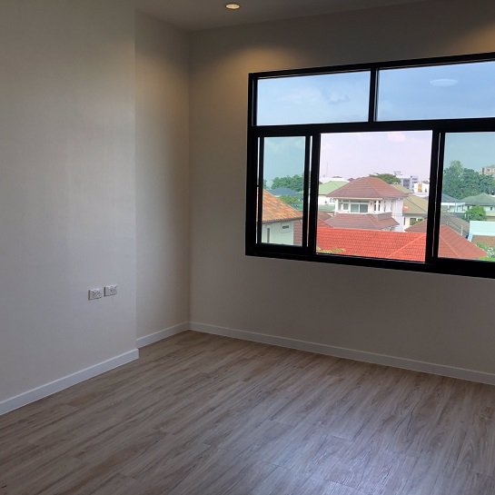 ทาว์โฮมส์สร้างใหม่-3-ชั้น-38-ตรว-ใกล้บิ๊กซี-ลาดพร้าว-ซอยลาดพร้าว-25-ราคาต่อรองได้