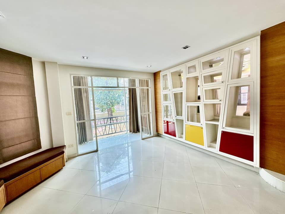 ขายด่วน-หมู่บ้าน-กฤษดา-แกรนด์-พาร์ค-พหลโยธิน-รังสิต