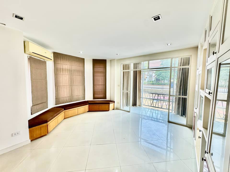 ขายด่วน-หมู่บ้าน-กฤษดา-แกรนด์-พาร์ค-พหลโยธิน-รังสิต