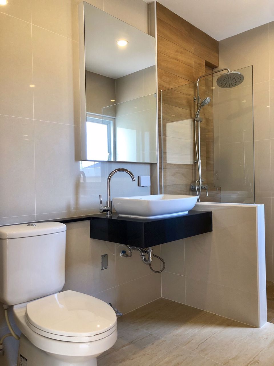 ขายหรือเช่า-พูลวิลล่า-ห้วยใหญ่-พัทยา-บ้านใหม่-ตบแต่งสวยพร้อมเข้าอยู่