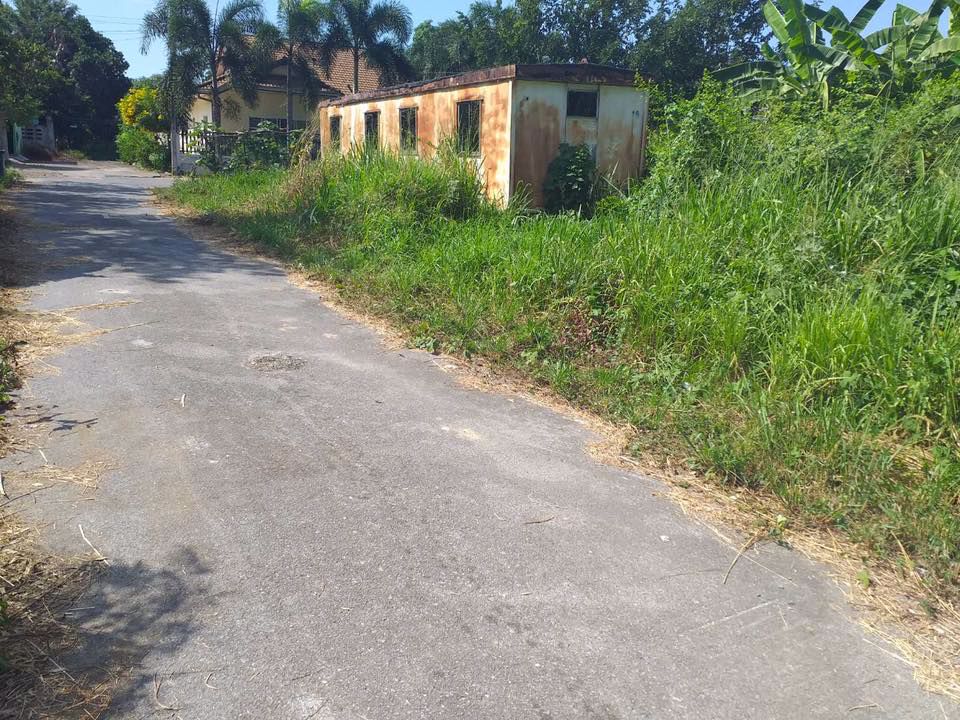 ที่ดินเปล่าชุมชนบางเสร่-ฝั่งทะเลใกล้ตลาด-ขาย-15-ล้าน