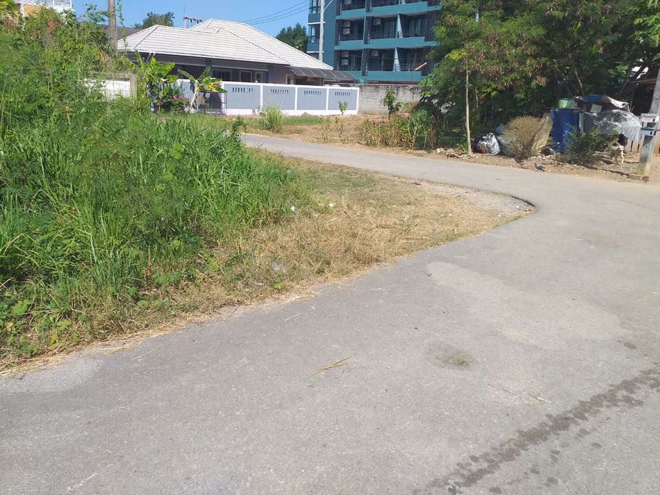 ที่ดินเปล่าชุมชนบางเสร่-ฝั่งทะเลใกล้ตลาด-ขาย-15-ล้าน