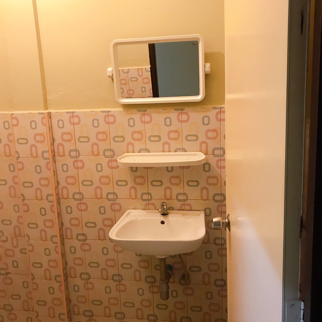 ขายทาวน์เฮ้าส์ราคาถูก-ปรับปรุงแล้วพร้อมเข้าอยู่