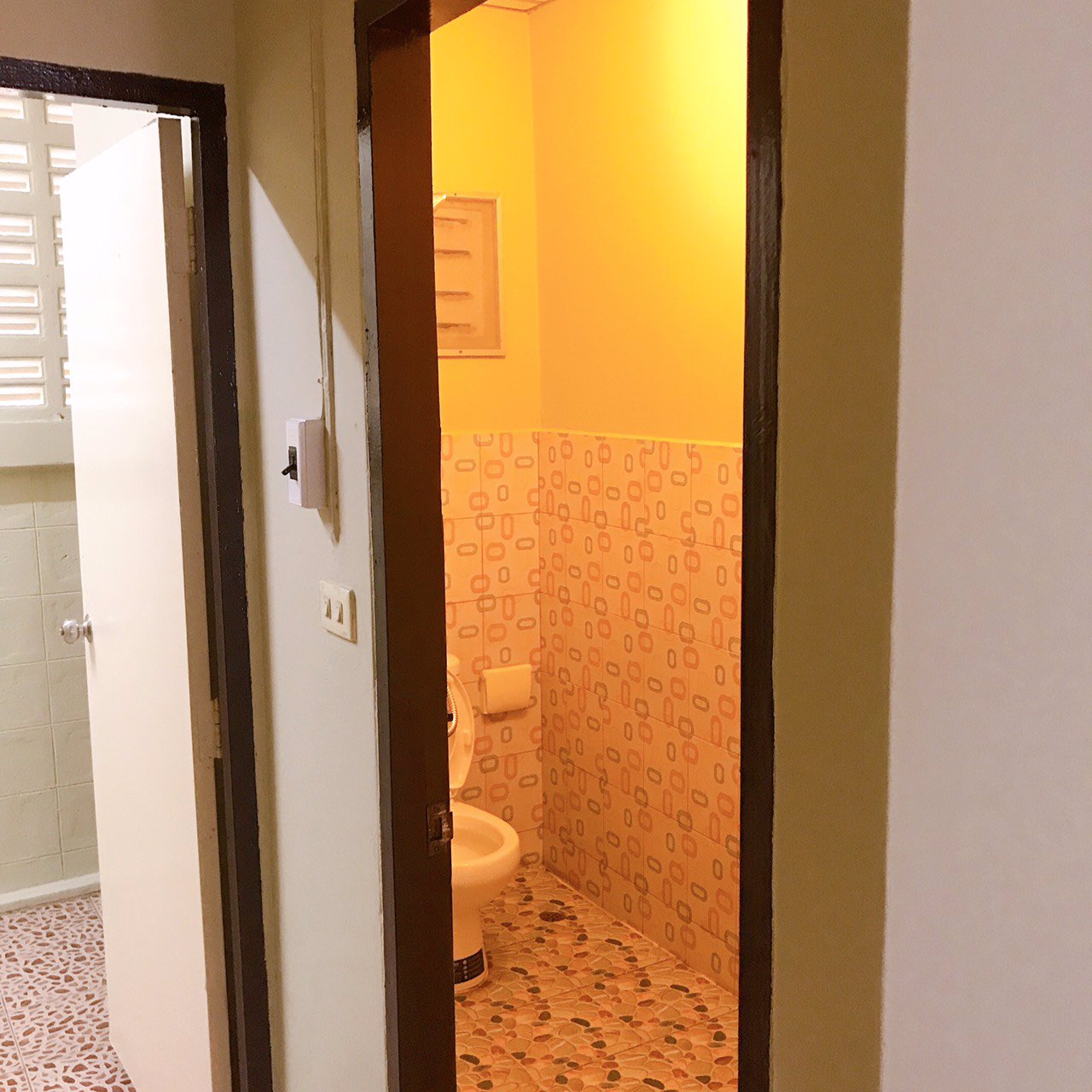 ขายทาวน์เฮ้าส์ราคาถูก-ปรับปรุงแล้วพร้อมเข้าอยู่