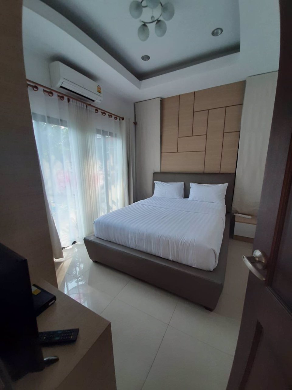 ขายบ้านพร้อมสระส่วนตัว-ราคาร้อนๆๆ