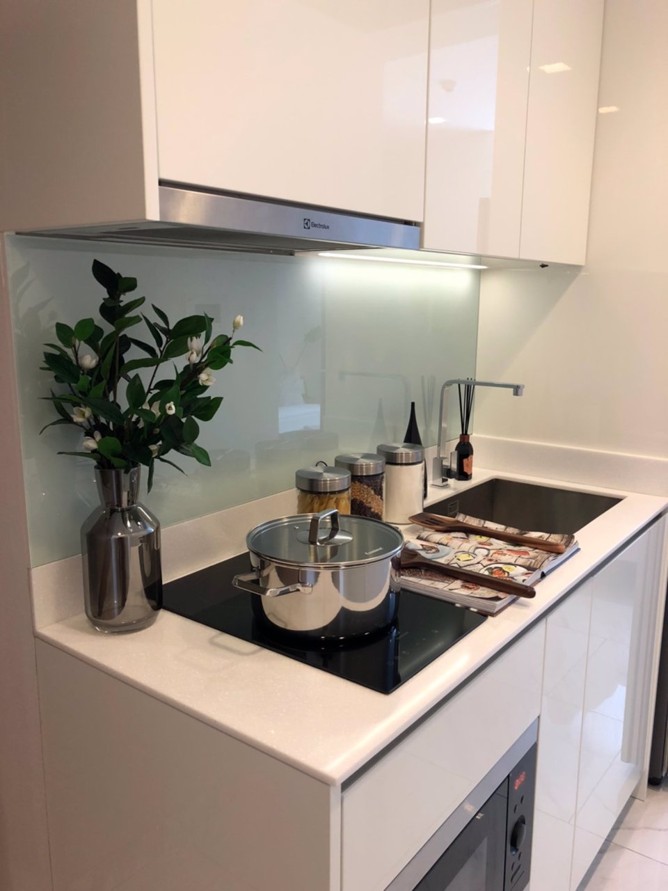 ให้เช่า-คอนโดหรู-ใจกลางเมือง-hyde-sukhumvit-11-ใกล้-bts-นานา