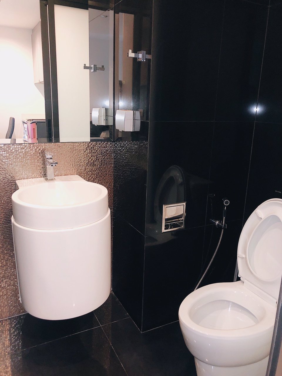 ให้เช่า-rhythm-36-38-เพียง-300-เมตร-จาก-bts-thonglor