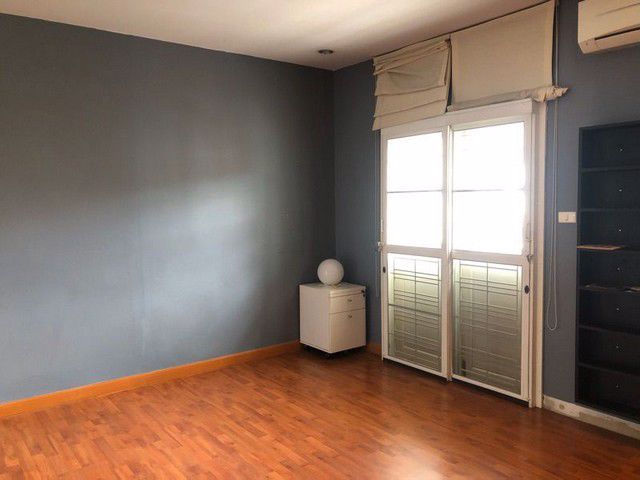 l394-ขายทาวน์เฮ้าส์-3-ชั้น-ซอยรามคำแหง-81-ลาดพร้าว-130-ใกล้รถไฟฟ้าสายสีเหลืองและสีส้ม