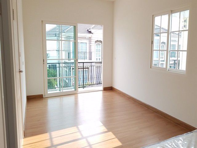 l430-ขายบ้านเดี่ยว-2-ชั้น-โกลเด้นท์-นีโอ-ลาดพร้าว-เกษตรนวมินทร์-4-นอน-3-น้ำ-37-ตรว-ใหม่พร้อมอยู่