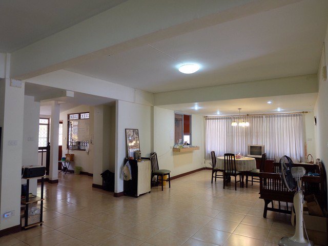 ให้เช่าบ้านเดี่ยวหลังใหญ่-เกือบ-400-ตรว-ซอยอินทามระ-1-สุทธิสาร-ใกล้-bts-big-c-สะพานควาย