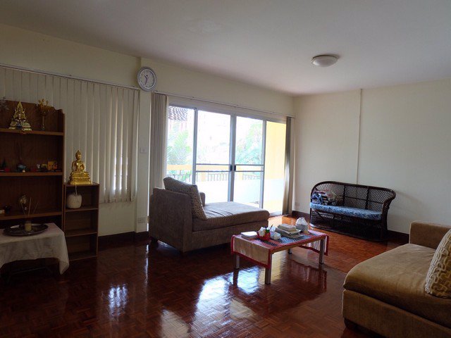 ให้เช่าบ้านเดี่ยวหลังใหญ่-เกือบ-400-ตรว-ซอยอินทามระ-1-สุทธิสาร-ใกล้-bts-big-c-สะพานควาย