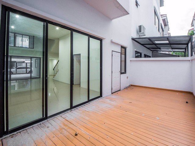 ขายหรือให้เช่า-โฮมออฟฟิศ-3-ชั้น-ซอยภาวนา-ลาดพร้าว-41-ใกล้-mrt-ลาดพร้าว-ถนนรัชดาภิเษก