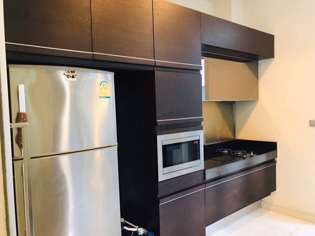 ให้เช่าทาวน์โฮมหรู-3-ชั้น-ลาดพร้าว-32-เดอะแลนด์มาร์ค-เรสซิเดนซ์-ใกล้-mrt-ลาดพร้าว-รัชดา