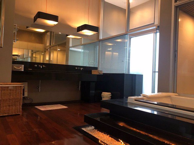 ให้เช่าทาวน์โฮมหรู-3-ชั้น-ลาดพร้าว-32-เดอะแลนด์มาร์ค-เรสซิเดนซ์-ใกล้-mrt-ลาดพร้าว-รัชดา