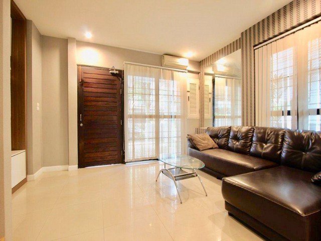 ขาย-townhome-หลังมุม-3-ชั้น-30-ตรวา-areeya-สุขุมวิท77-ใกล้-bts-อ่อนนุช-เอกมัย-ทองหล่อ