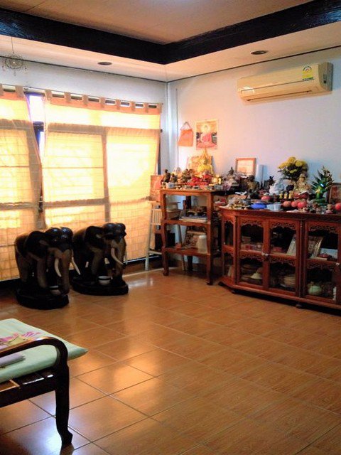 ขายบ้านเดี่ยวชั้นเดียว-48-ตรวา-4-ห้องนอน-ซสุคนธสวัสดิ์-3-พร้อมอยู่-ติดสตรีวิทย์-2