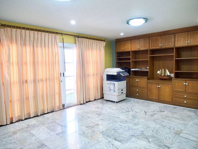 ขายด่วน-ทาวน์เฮาส์-4ชั้นครึ่ง-ซอารีย์สัมพันธ์-2-ใกล้-bts-อารีย์-โฮมออฟฟิศได้