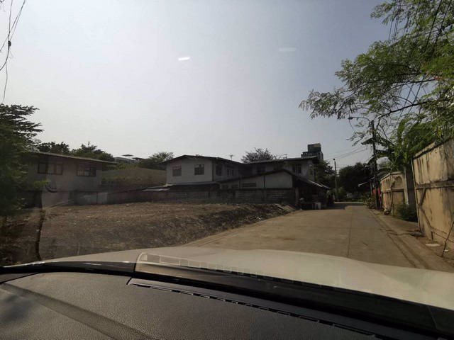 ขายที่ดินเปล่า100-ตรว-สุขุมวิท-64-ใกล้-bts-ปุณณวิถี-เหมาะสำหรับปลูกบ้านหรือทำอพาร์ทเม้นท์