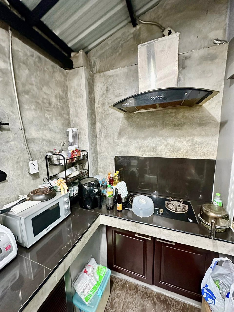 ขายด่วน-ต่อเติมเต็ม-เทอเรสหน้าบ้าน