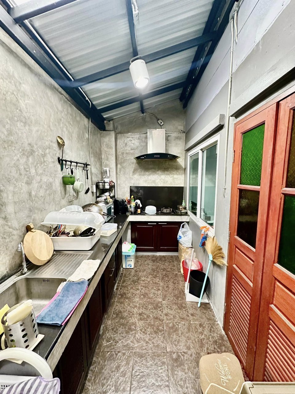 ขายด่วน-ต่อเติมเต็ม-เทอเรสหน้าบ้าน