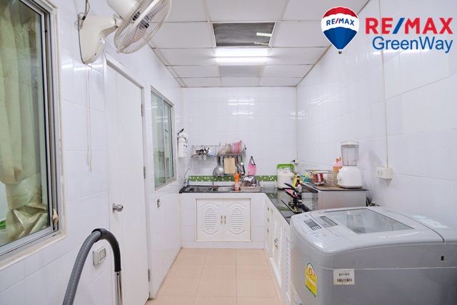 ทาวน์เฮ้าส์-มพฤกษาวิลล์-49-ศรีนครินทร์-ซอยทรัพย์บุญชัย-เนื้อที่-452-ตรว-ราคา-33-ล้าน-หลังริมใน