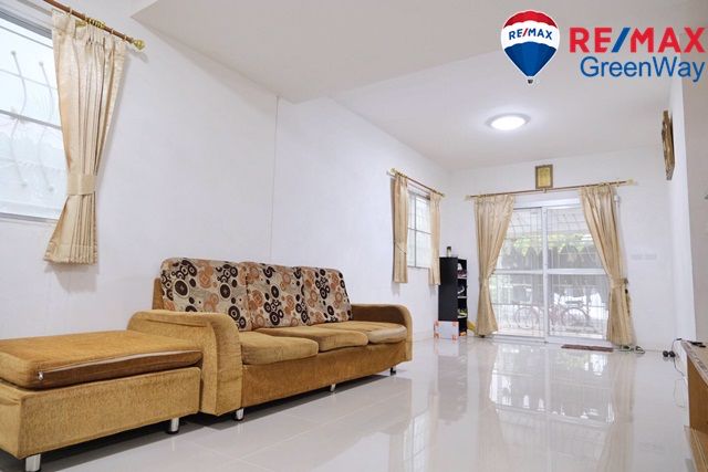 ทาวน์เฮ้าส์-มพฤกษาวิลล์-49-ศรีนครินทร์-ซอยทรัพย์บุญชัย-เนื้อที่-452-ตรว-ราคา-33-ล้าน-หลังริมใน