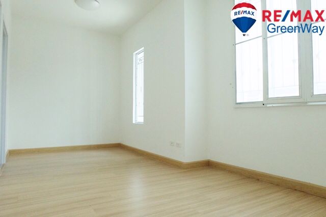 ทาวน์เฮ้าส์-สมุทรปราการ-หมู่บ้านพฤกษาวิลล์-78-ซอยทรัพย์บุญชัย-บ้านใหม่-เจ้าของไม่เคยอยู่