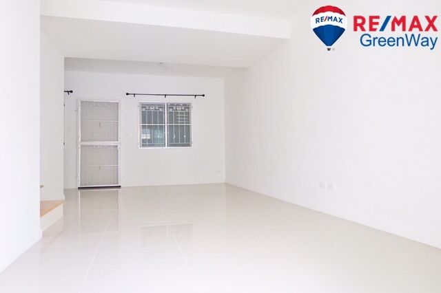 ทาวน์เฮ้าส์-สมุทรปราการ-หมู่บ้านพฤกษาวิลล์-78-ซอยทรัพย์บุญชัย-บ้านใหม่-เจ้าของไม่เคยอยู่