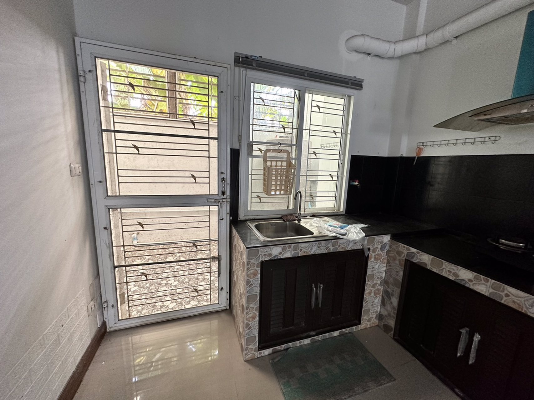 ขายทาวน์โฮม-หมู่บ้านเดอะมันนี่-เนื้อที่-23-ตรว