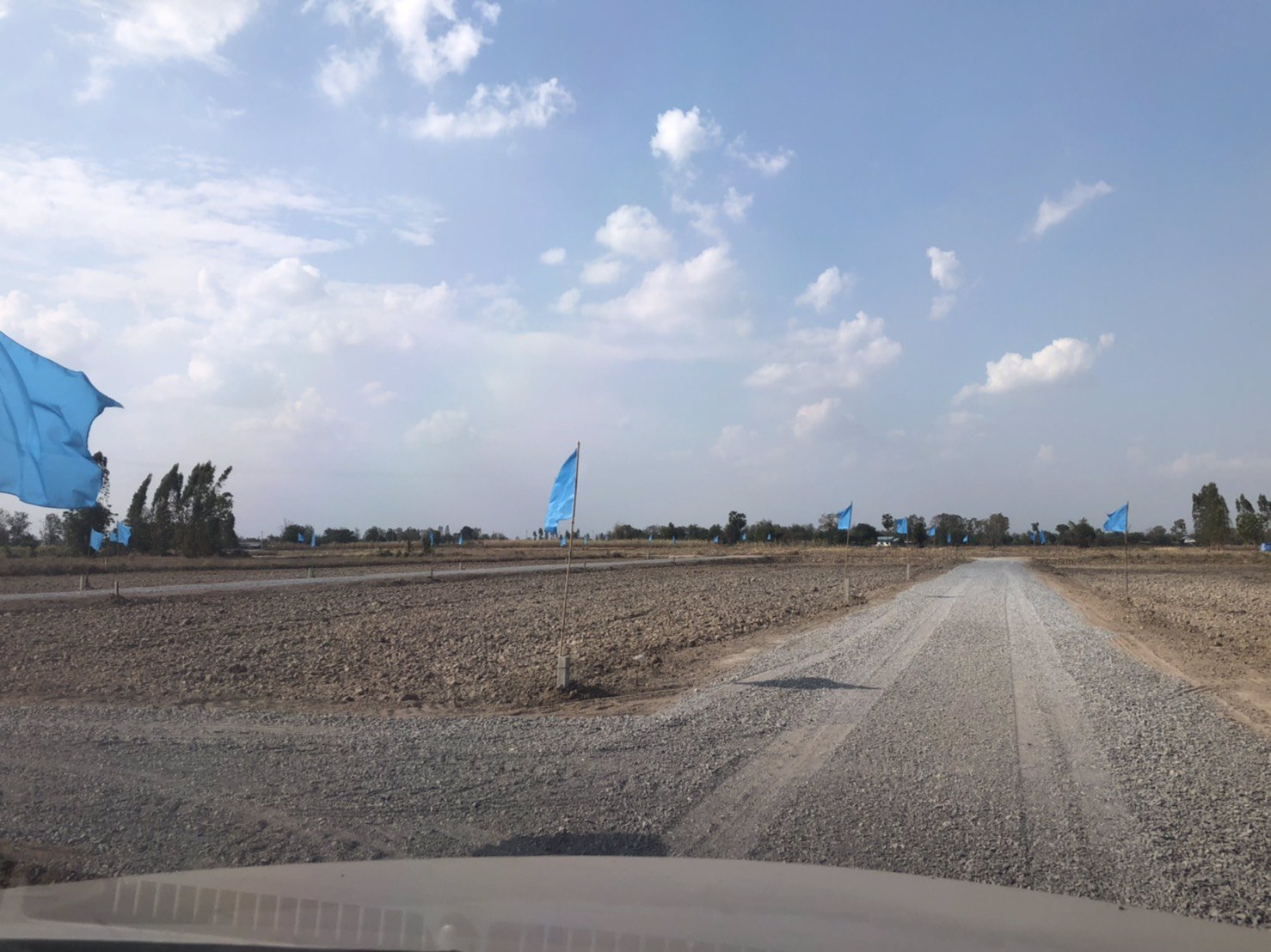 ขายที่ดินเปล่า-แปลงละ-80-100-ตรว-สุพรรณบุรี