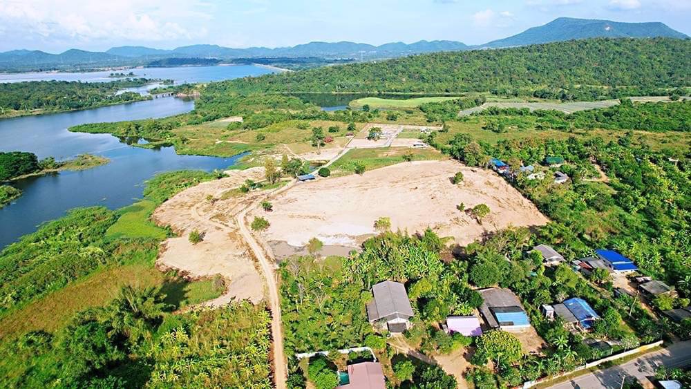 ขายเขาล้อมแปลงเพชรบุรี-บ้านห้วยเกษม