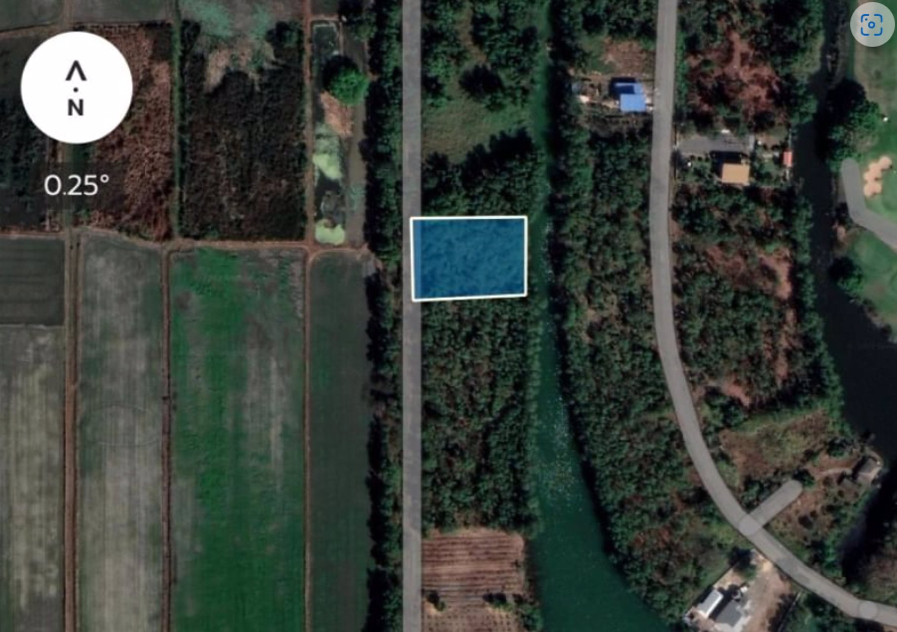 ขายด่วน-ขายถูก-ที่ดินติดน้ำในสนามกอล์ฟ