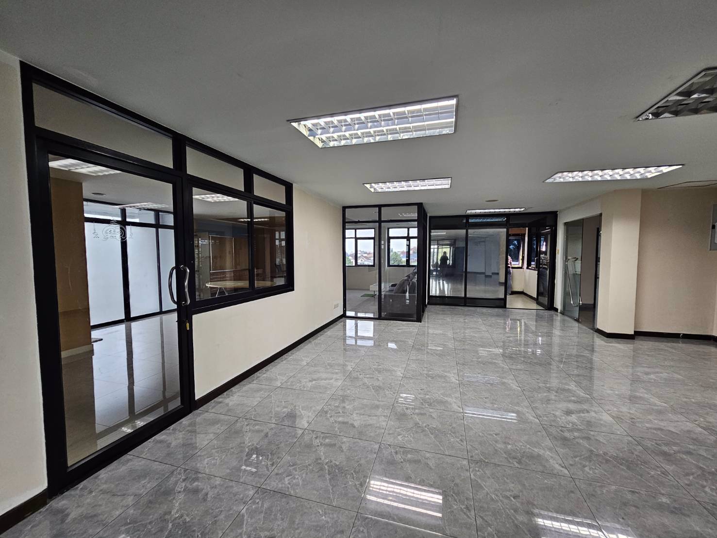 ขายอาคารสำนักงาน-4-ชั้น-พหลโยธิน-48-ซอยสายหยุด-