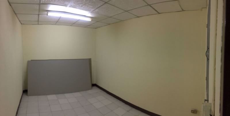 ให้เช่าอาคารพาณิชย์สูง-3ชั้น2คูหา-เนื้อที่32ตรว-ทาสีใหม่ทั้งหลัง-