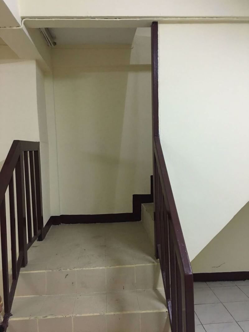 ให้เช่าอาคารพาณิชย์สูง-3ชั้น2คูหา-เนื้อที่32ตรว-ทาสีใหม่ทั้งหลัง-