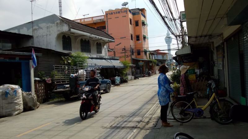 ให้เช่าอาคารพาณิชย์สูง-3ชั้น2คูหา-เนื้อที่32ตรว-ทาสีใหม่ทั้งหลัง-