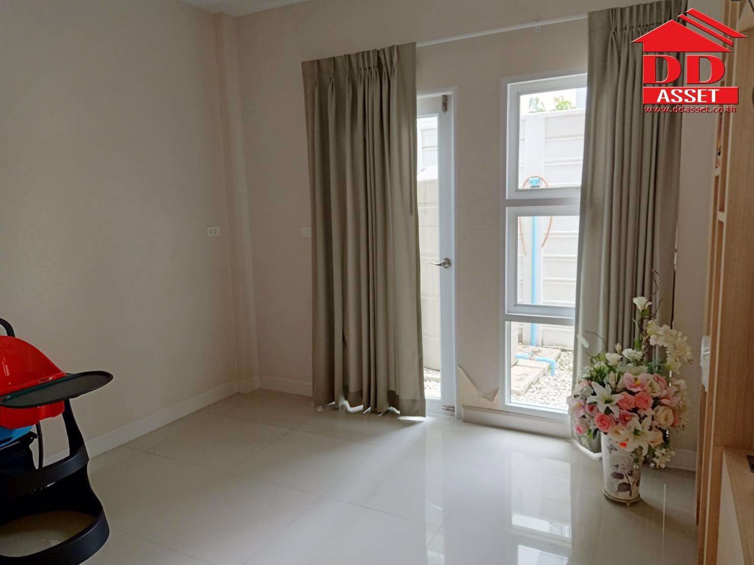 บ้านเลอเน็กซ์ตร้า-ศรีนครินทร์-แนวรถไฟฟ้าสายสีเหลือง-สถานีศรีนครินทร์