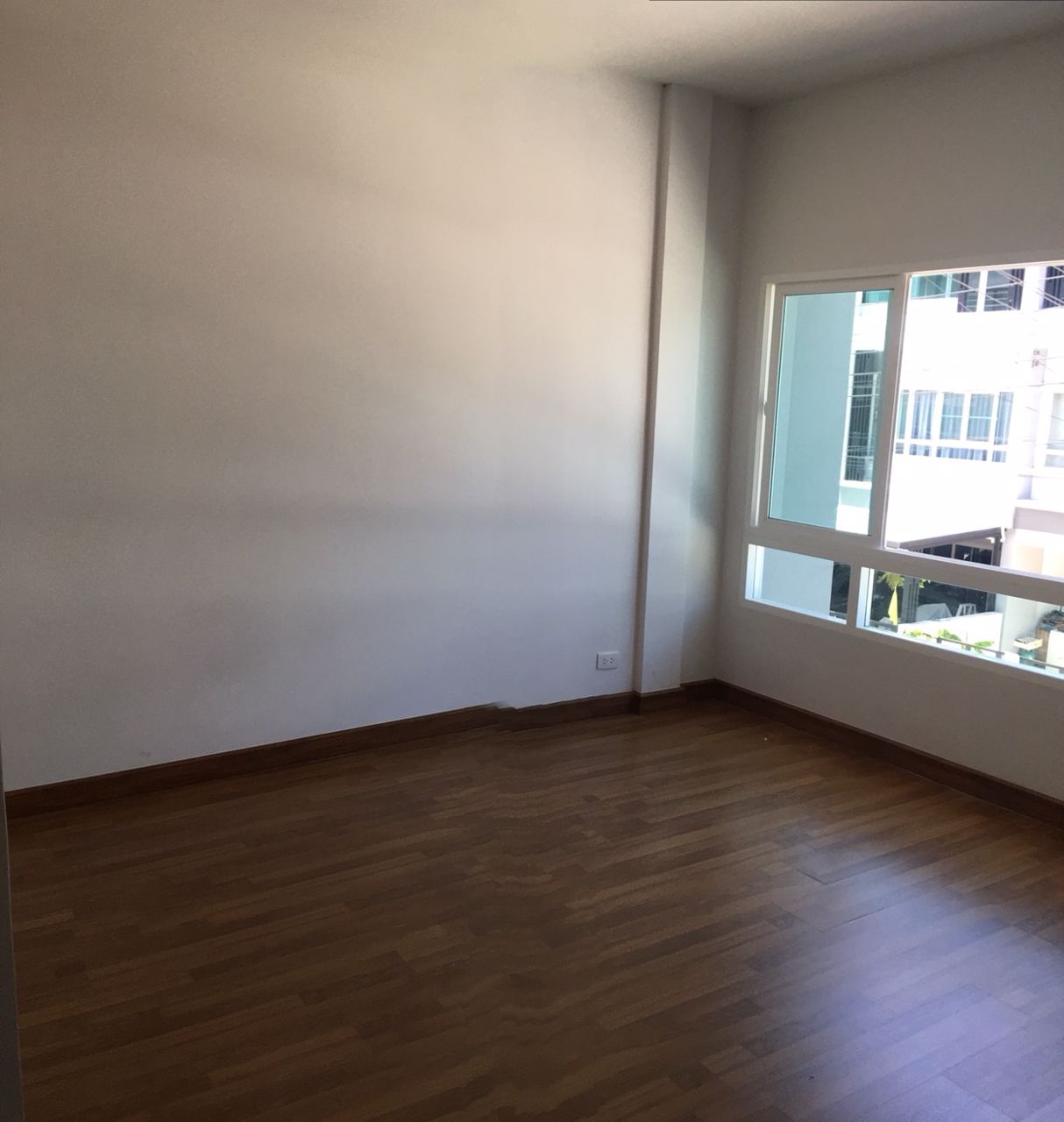 ให้เช่า-ทาวน์โฮม-3ชั้น-the-ricco-town-วัชรพล-ใกล้ห้าแยกวัชรพล-