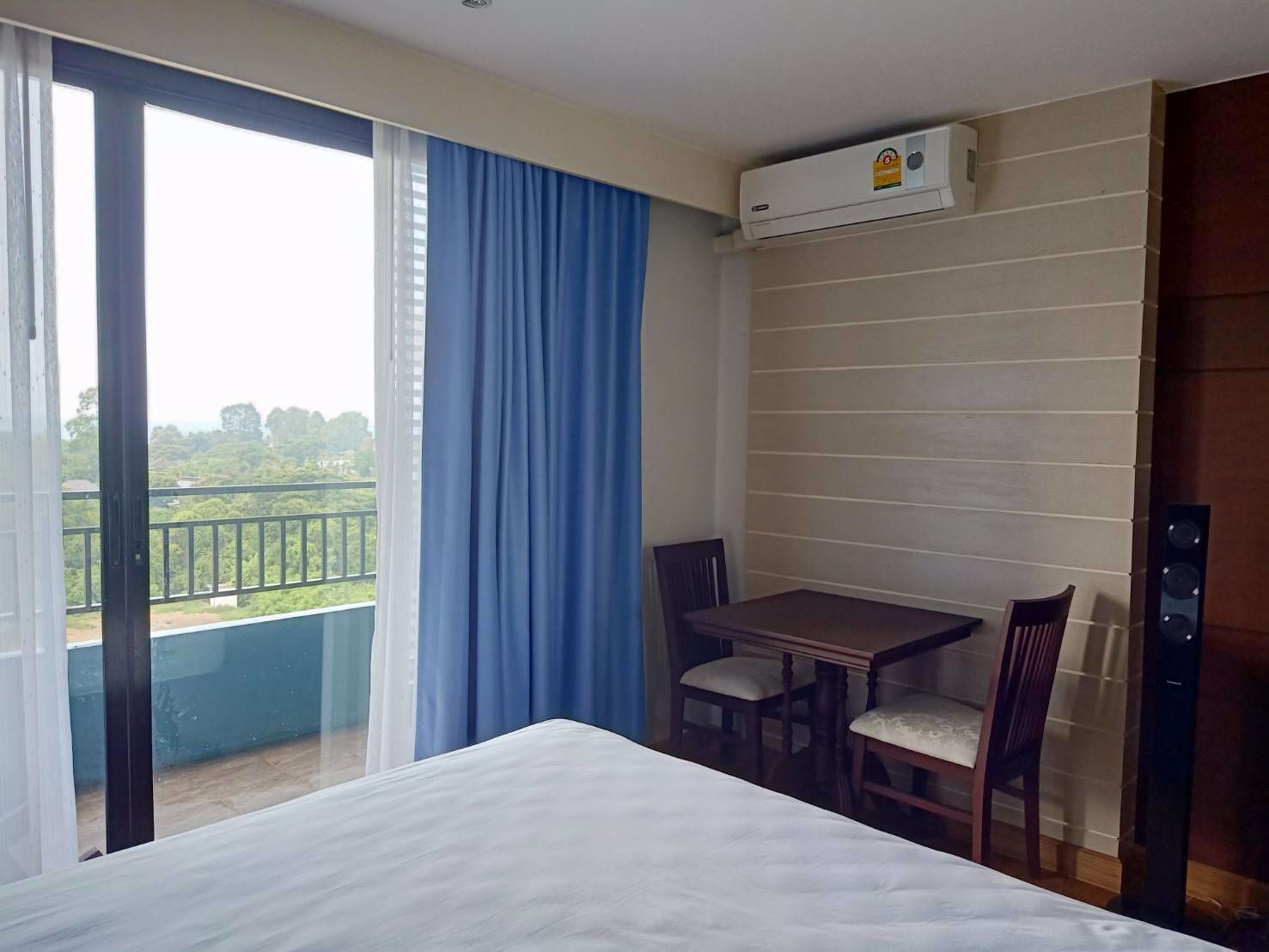 บ้านบางเสร่คอนโดมิเนี่ยม-วิวทะเลบางเสร่-baanbangsare-resotel