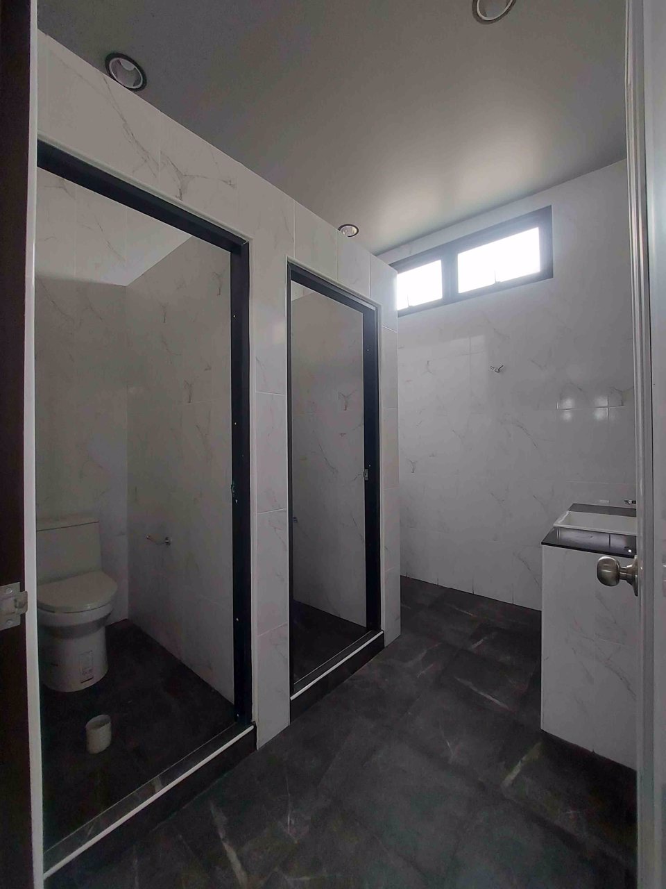 ขายให้เช่า-โกดัง-โรงงาน-พื้นที่สีม่วง-พร้อมออฟฟิศราคาถูก-ตดอนไก่ดี