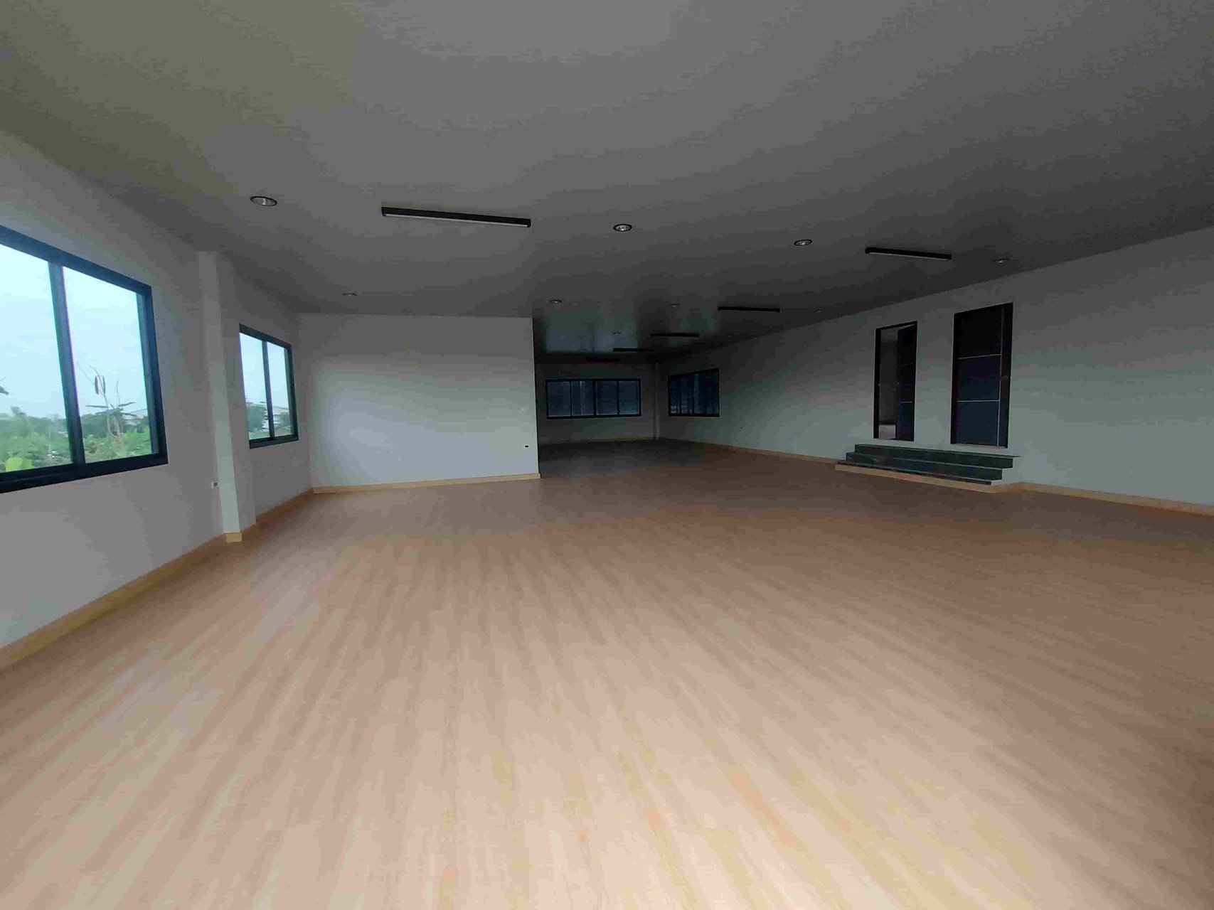 ขายให้เช่า-โกดัง-โรงงาน-พื้นที่สีม่วง-พร้อมออฟฟิศราคาถูก-ตดอนไก่ดี-อกระทุ่มแบนโรงpark-factory-2-a7