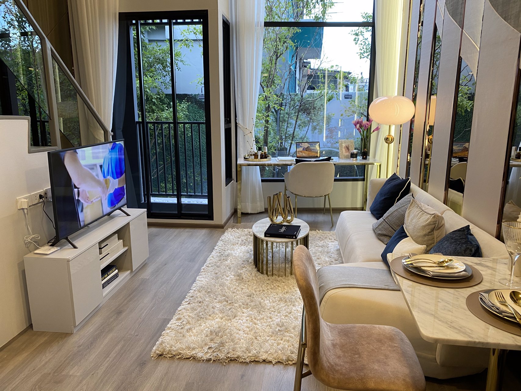 ขายดาวน์-ขายใบจอง-ด่วน-ราคาดีมาก-ห้อง-duplex-soho-ratchada-bangkok