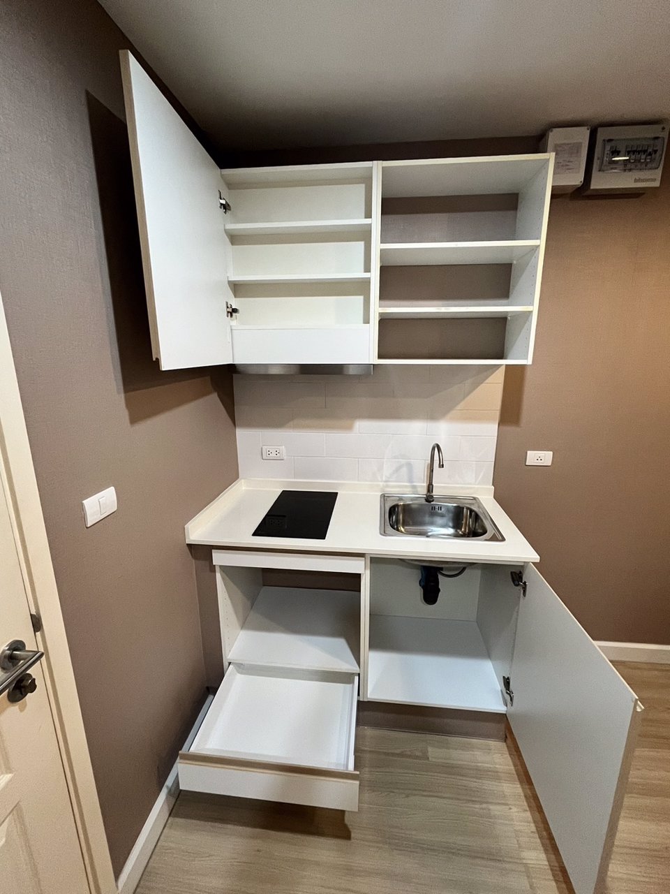 the-nest-sukhumvit-22-ห้องสตูดิโอ-ขนาด-24-ตรม-ตึก-a-ชั้น-5