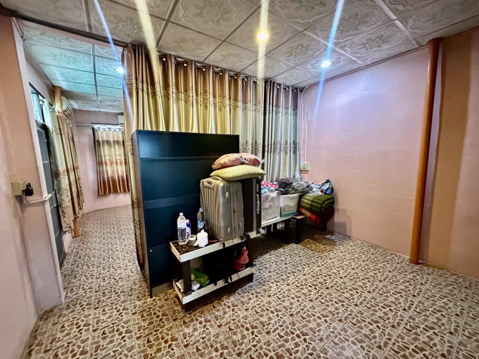 ขายด่วน-ตึกแถว-35-ชั้น-อ้อมน้อย-ดำรง-วิลล่า