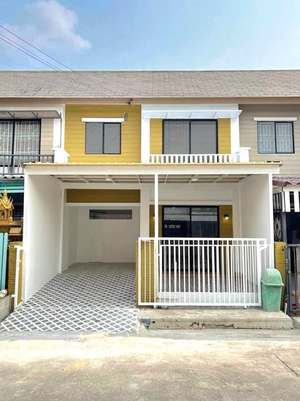 หมู่บ้านพฤกษา54-คลองถนนใกล้รถไฟฟ้า-ตกแต่งใหม่สวยพร้อมเข้าอยู่